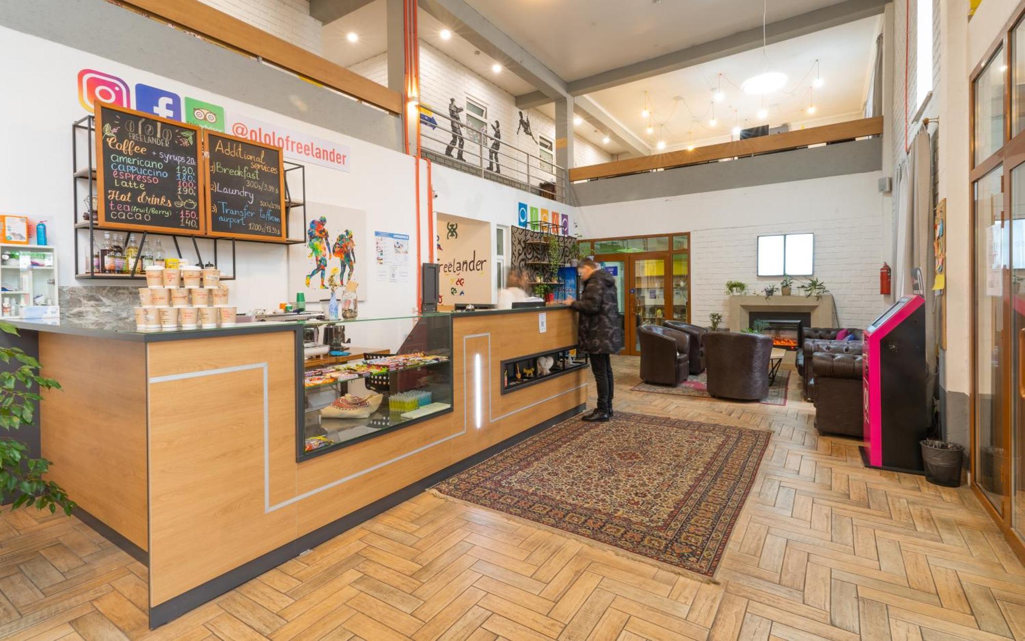 Ololofreelander Hostel&Coworking Bishkek Luaran gambar