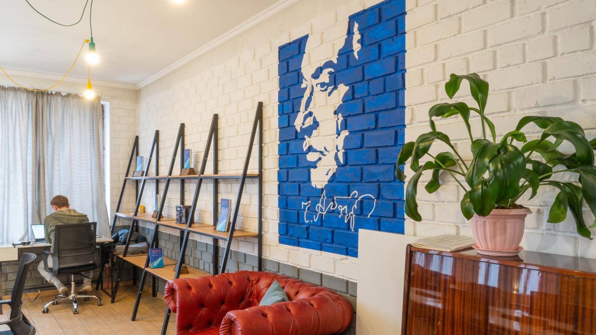 Ololofreelander Hostel&Coworking Bishkek Luaran gambar