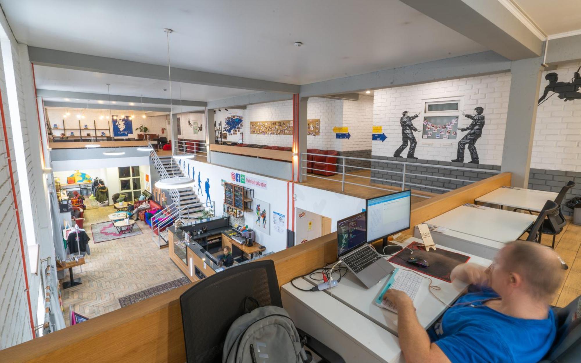 Ololofreelander Hostel&Coworking Bishkek Luaran gambar