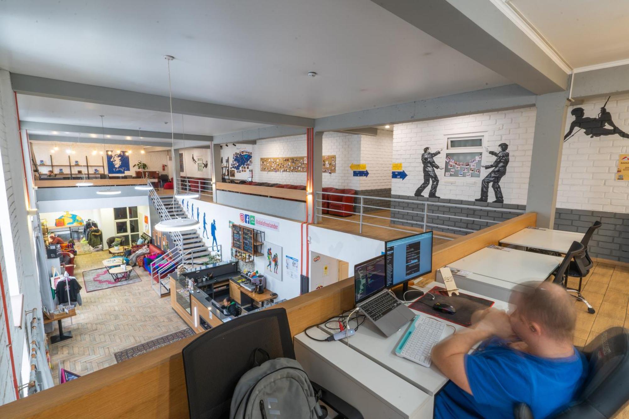 Ololofreelander Hostel&Coworking Bishkek Luaran gambar