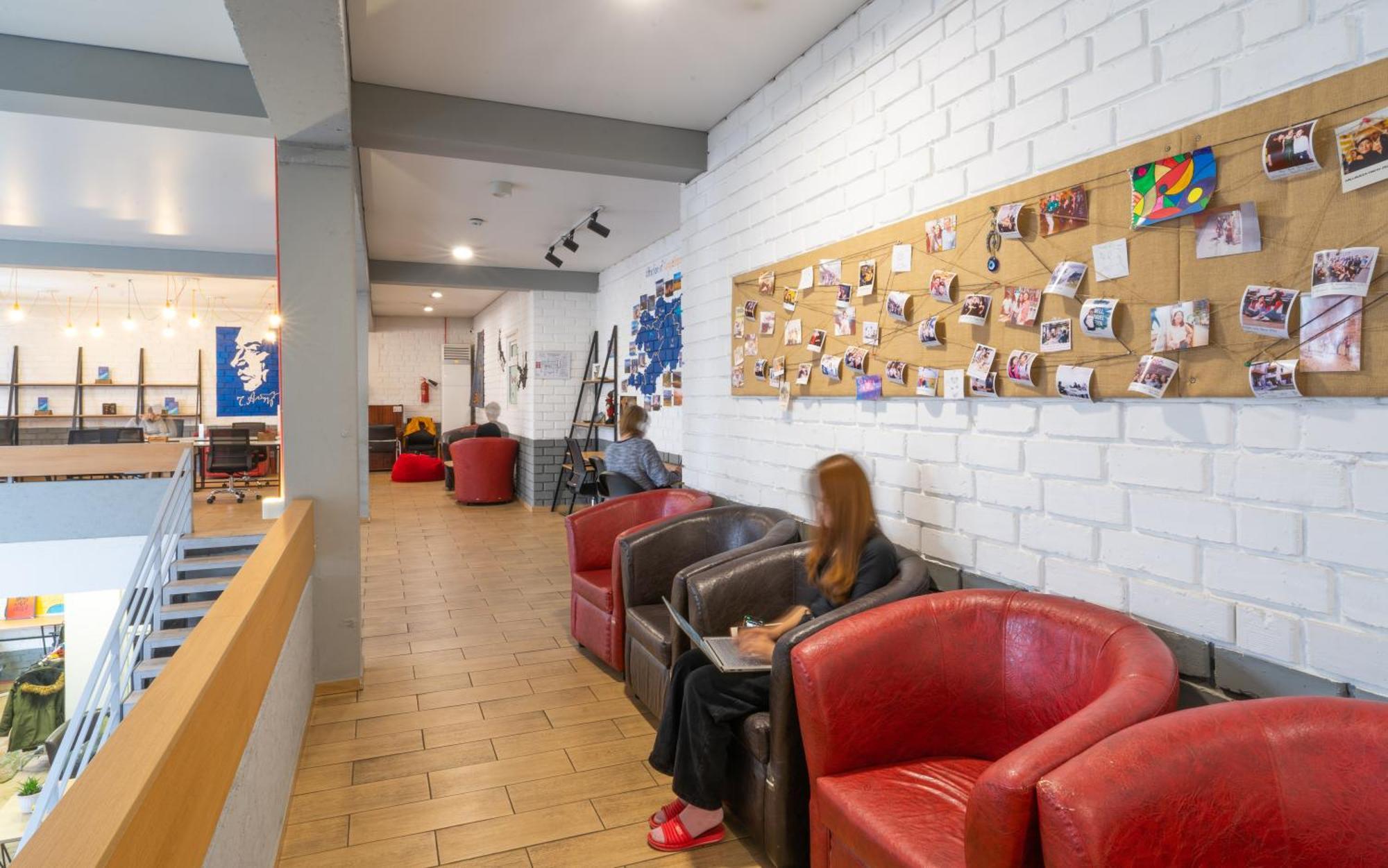 Ololofreelander Hostel&Coworking Bishkek Luaran gambar
