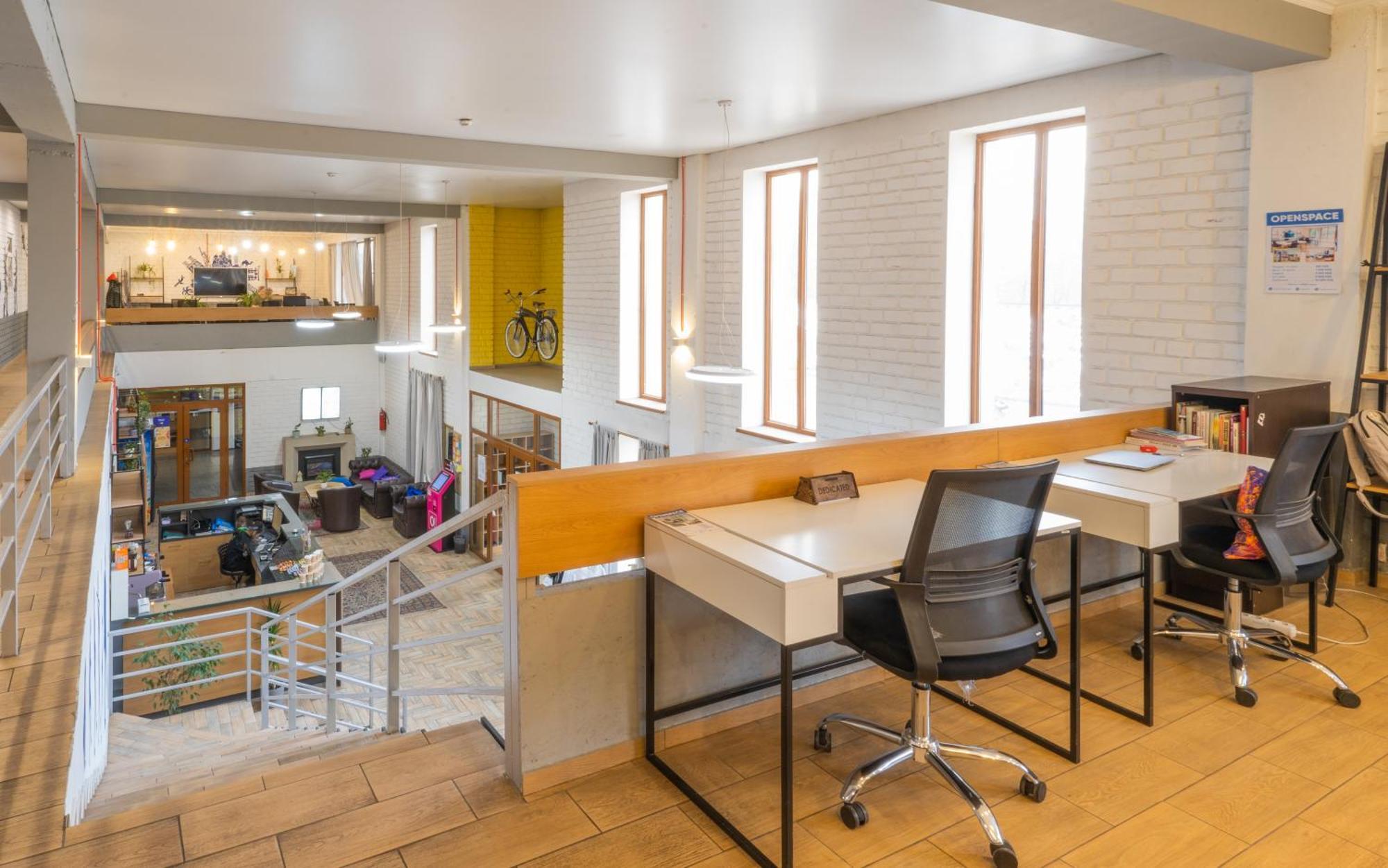 Ololofreelander Hostel&Coworking Bishkek Luaran gambar