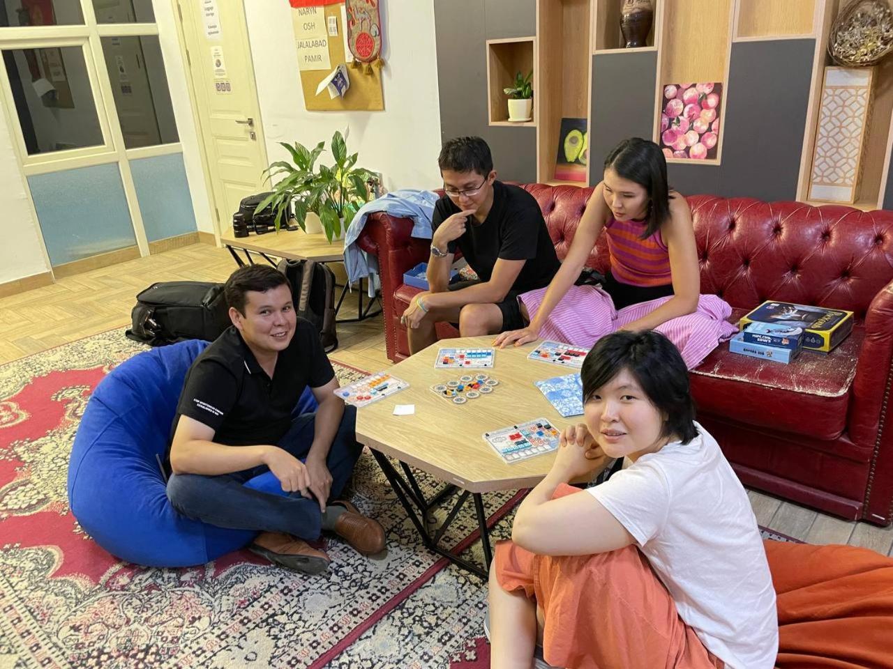 Ololofreelander Hostel&Coworking Bishkek Luaran gambar